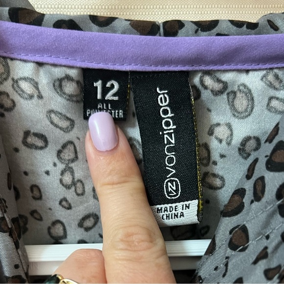 Von zipper leopard women’s jacket size 12 drawstring hood zip up stretchy cuffs - Picture 5 of 9
